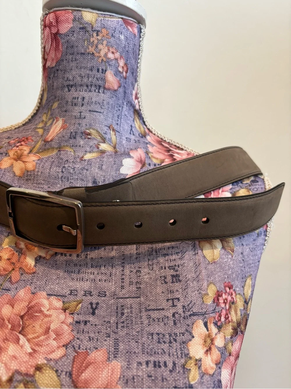 Salvatore Ferragamo men’s suede belt